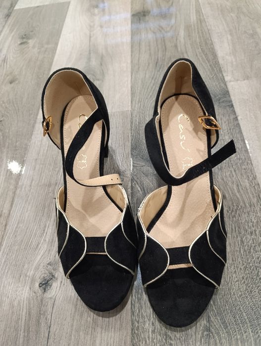 Buty półbuty czarne zamszowe Casu