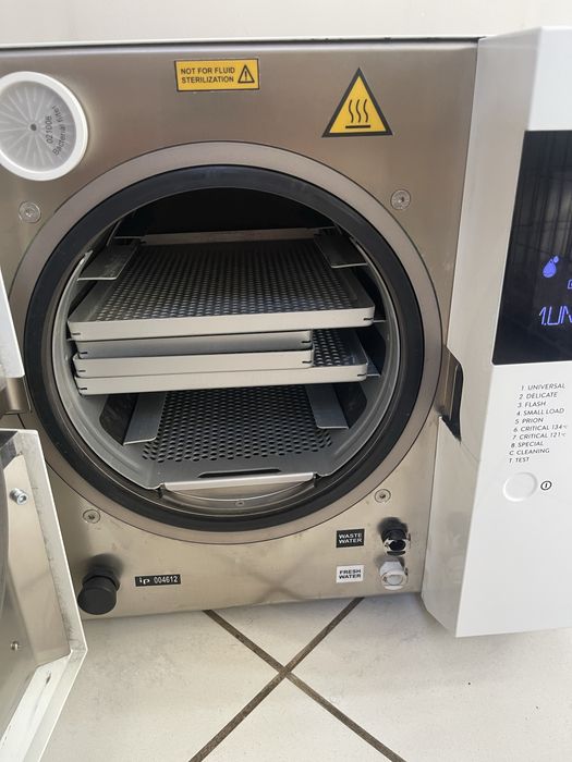 Autoklaw NSK iClave Plus – stan bardzo dobry – tylko 6 mies. używany