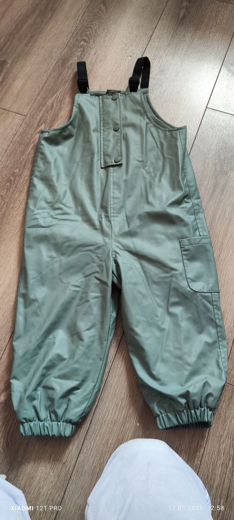 Водонепроникні комбінезони Zara