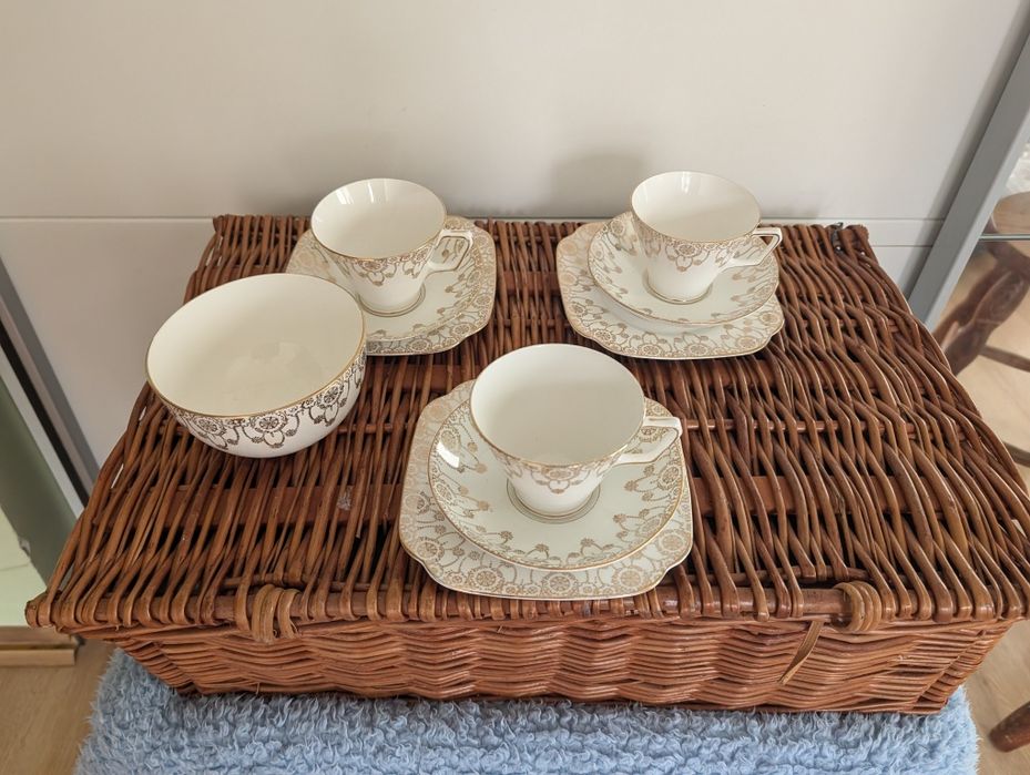 Komplet trzech filiżanek