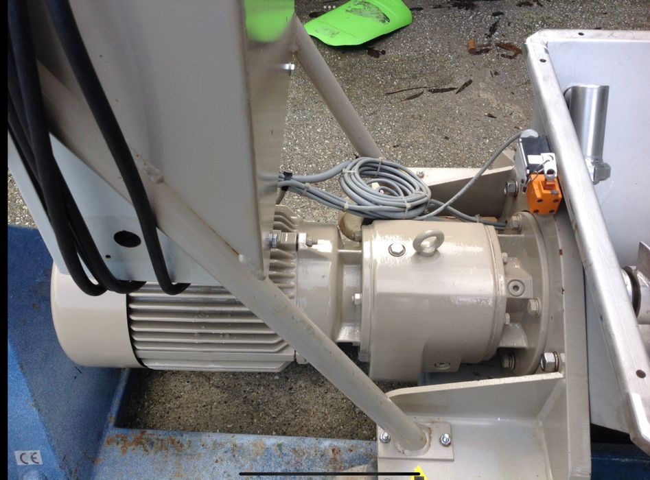 Desengaçador. Vaslin Bucher   Bomba de masas