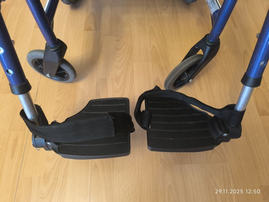 Wózek inwalidzki transportowy VERMEIREN składany