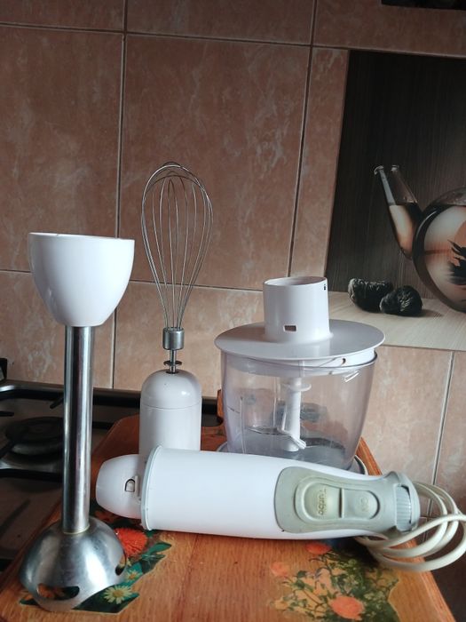 Блендер  Максвелл   под ремонт или запчасти