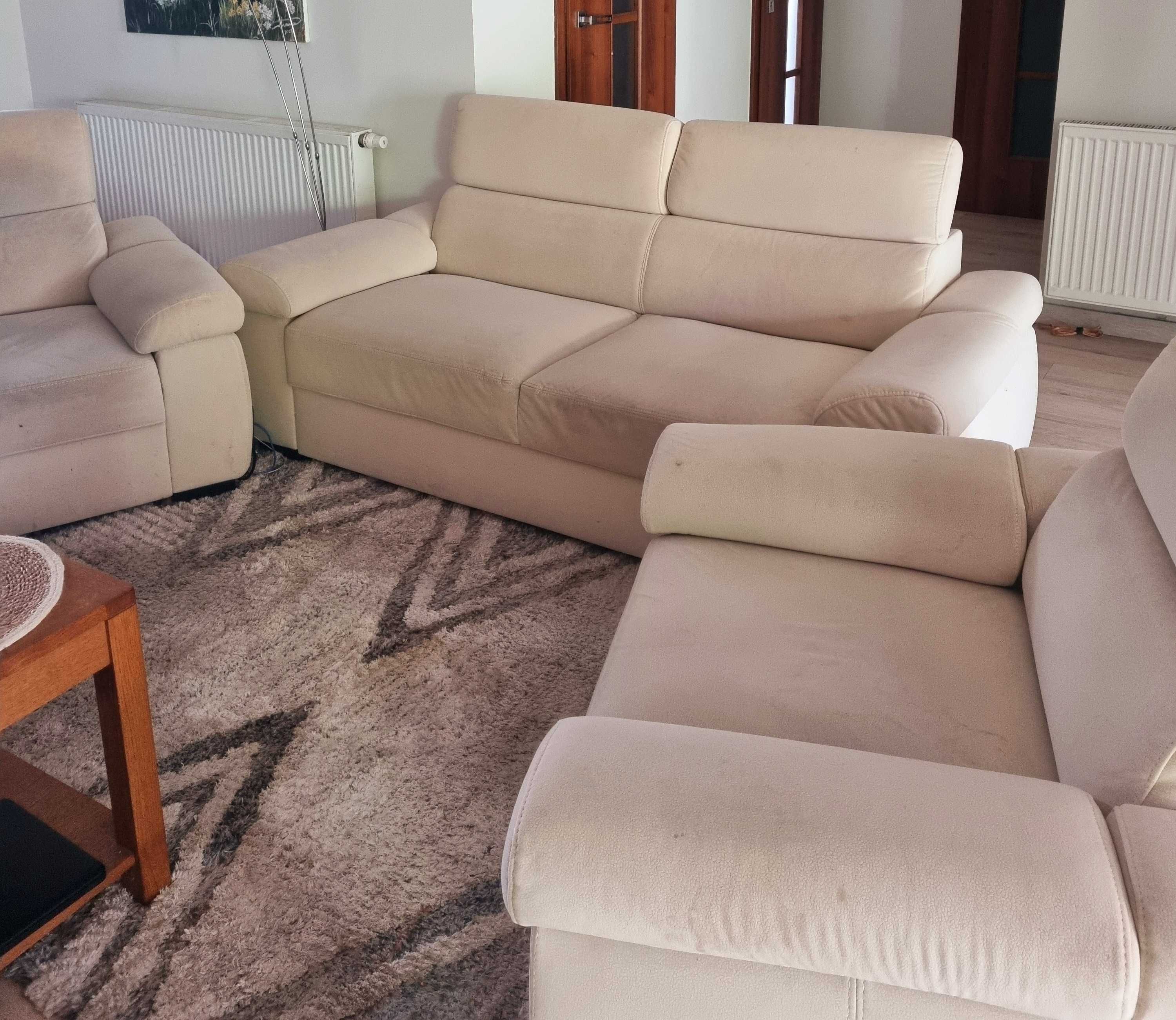 Zestaw wypoczynkowy sofa i dwa fotele