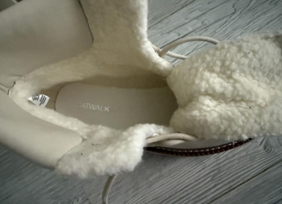 Ботинки Catwalk 37 розмір