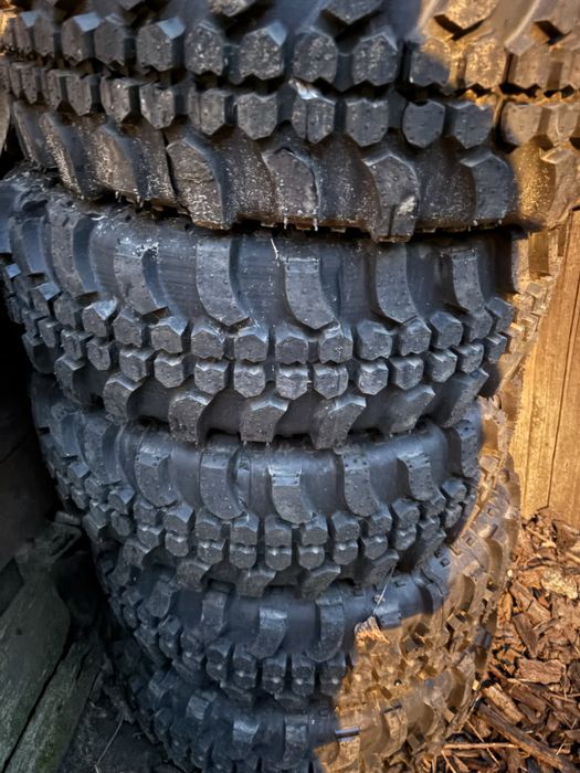 Диски з резиною Тойота