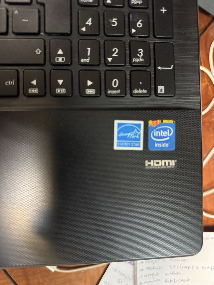 PC portátil Asus X551C