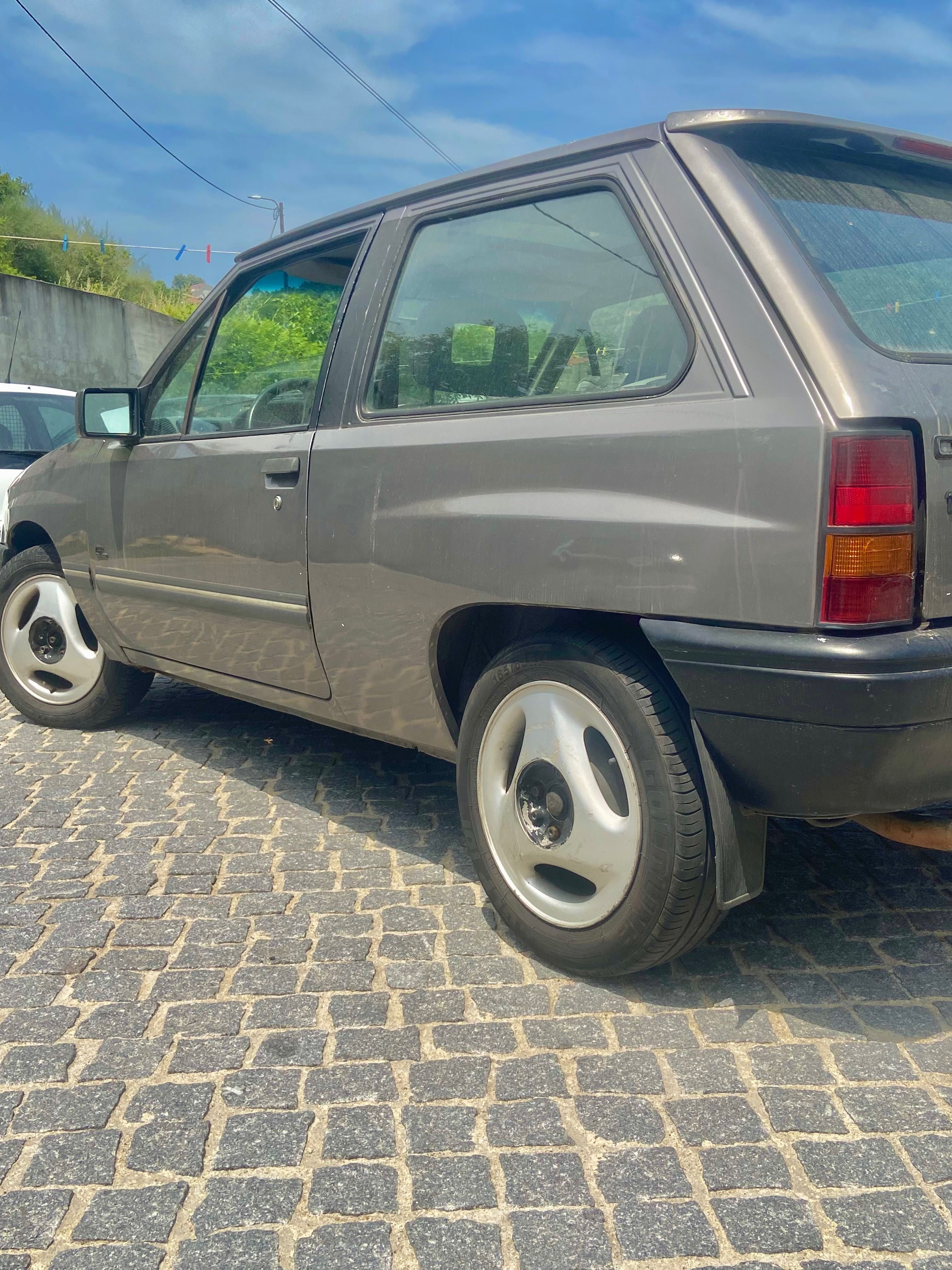 Corsa A 1.5td 2 portas