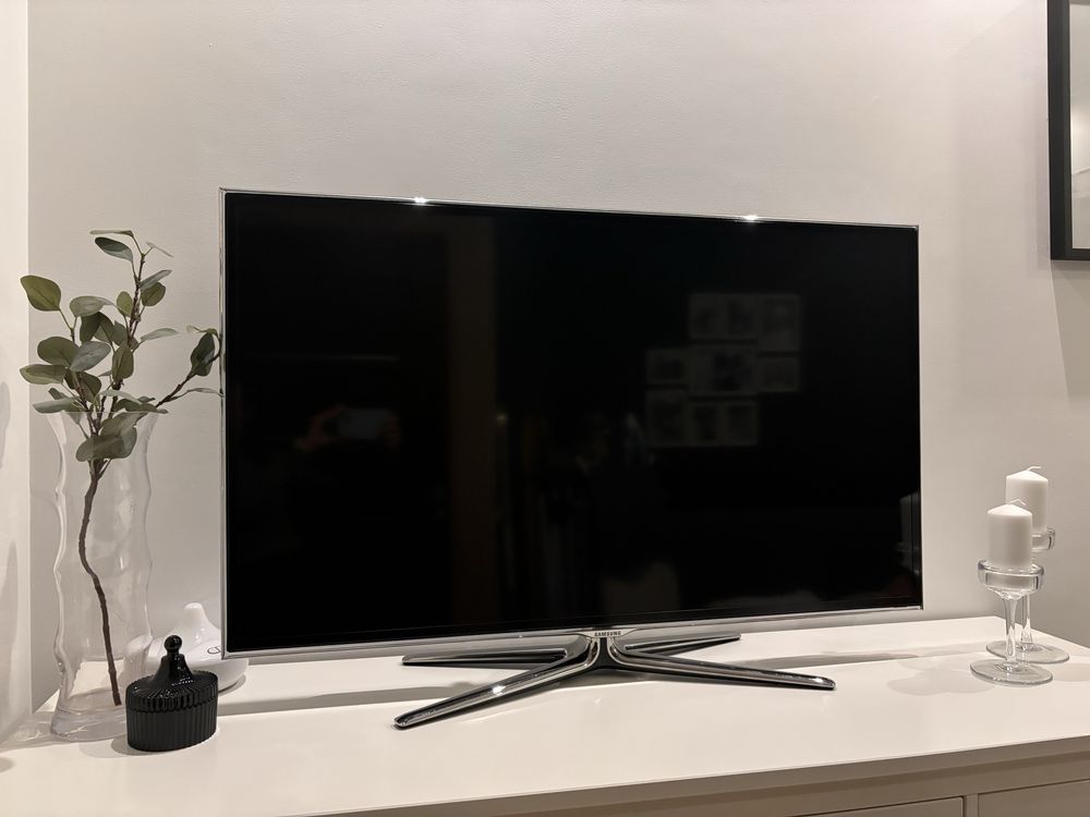 TV samsung ES6800