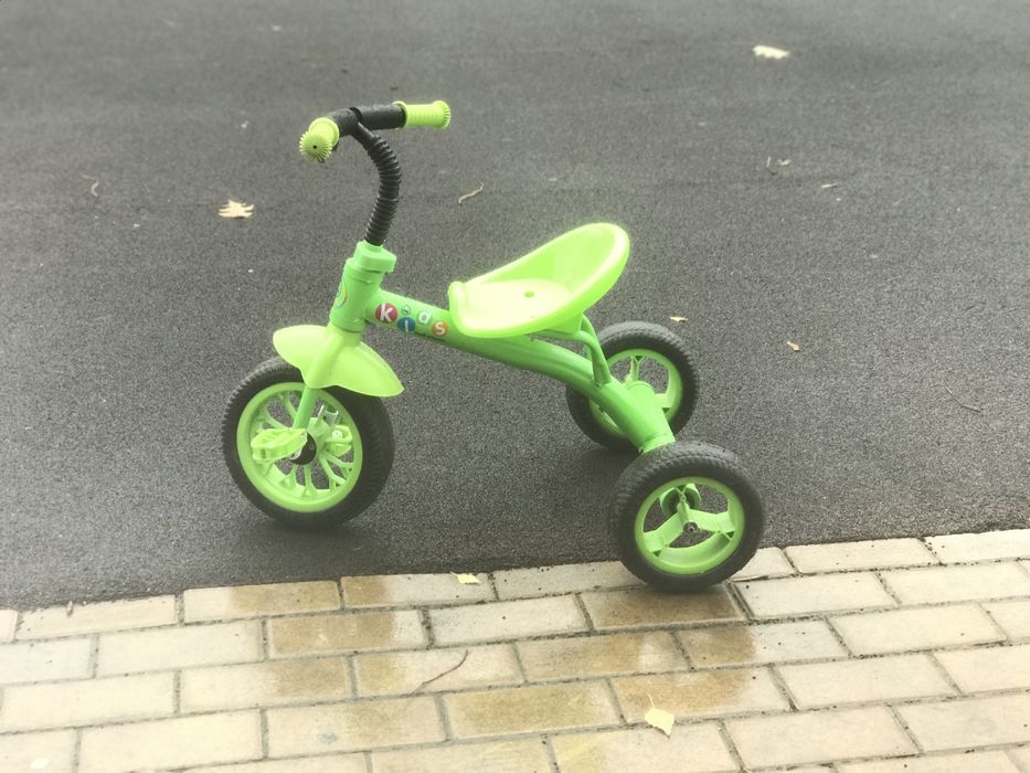 Продам дитячий велосипед