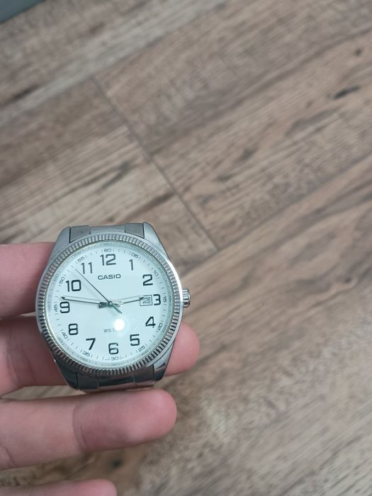 Zegarek Casio Biała tarcza WR 50m nowa bateria od 22.09.2025 używany