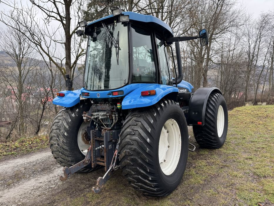 New Holland TV140