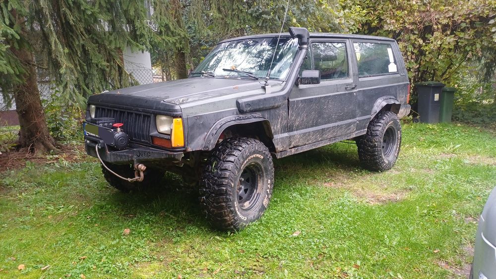 Jeep cherokee Xj 4.0 manual 3 drzwi