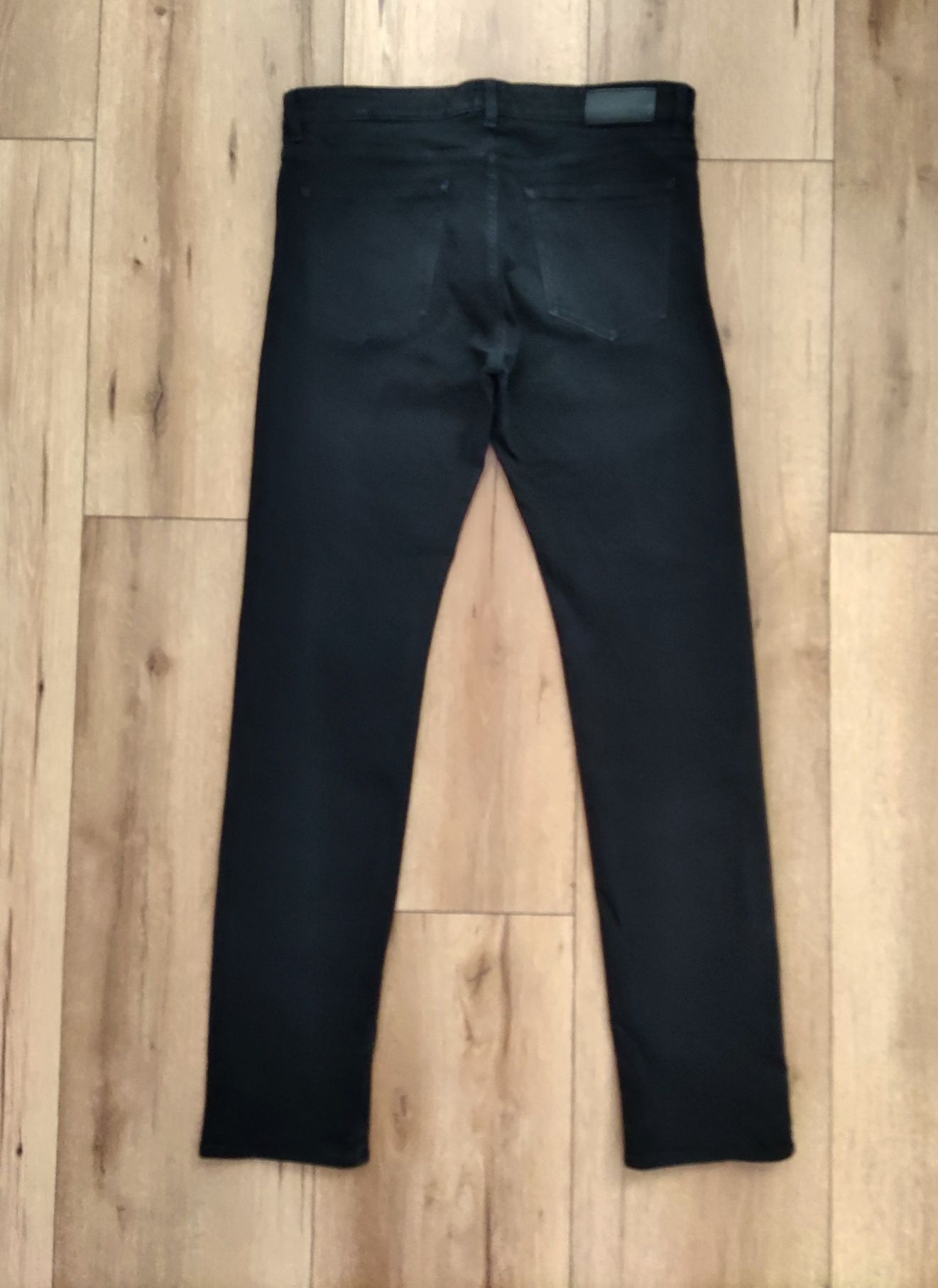 Hugo Boss Candiani męskie spodnie jeansowe w rozmiarze L - W36 L36