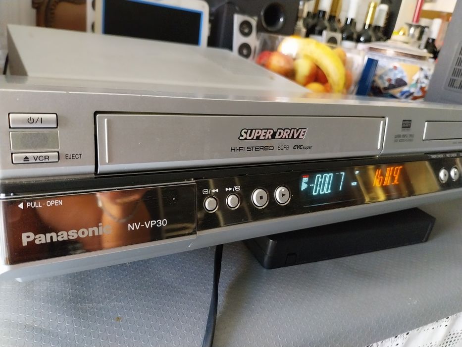 Gravador video/cd dvd panasonic c/ comando impecavel