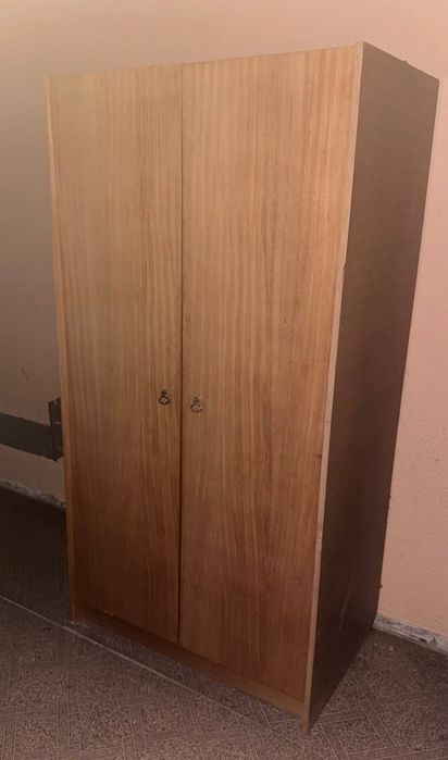 Шафа б.у на балкон