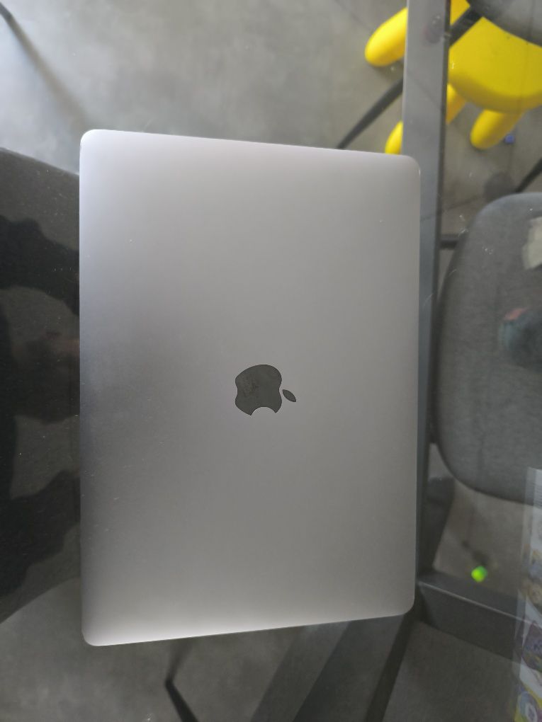 MacBook pro Apple m1