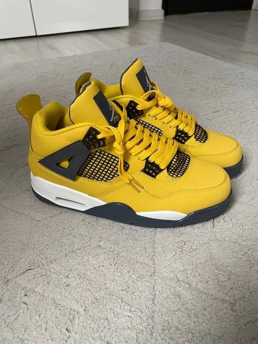 Air Jordan 4 retro tour yellow R.41