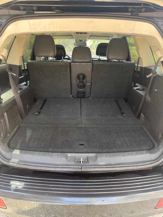 Dodge usado de dezembro 2010 em bom estado