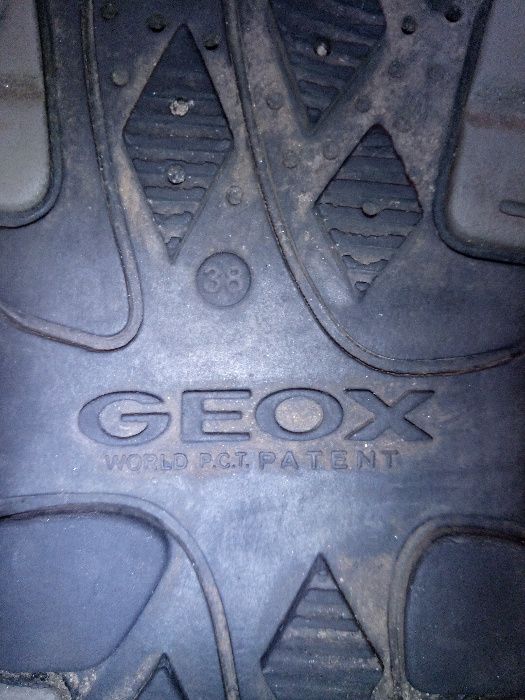 Сапоги зимние Geox 38 размер