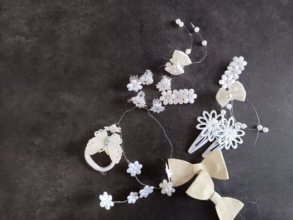 Alba komunijna dla dziewczynki