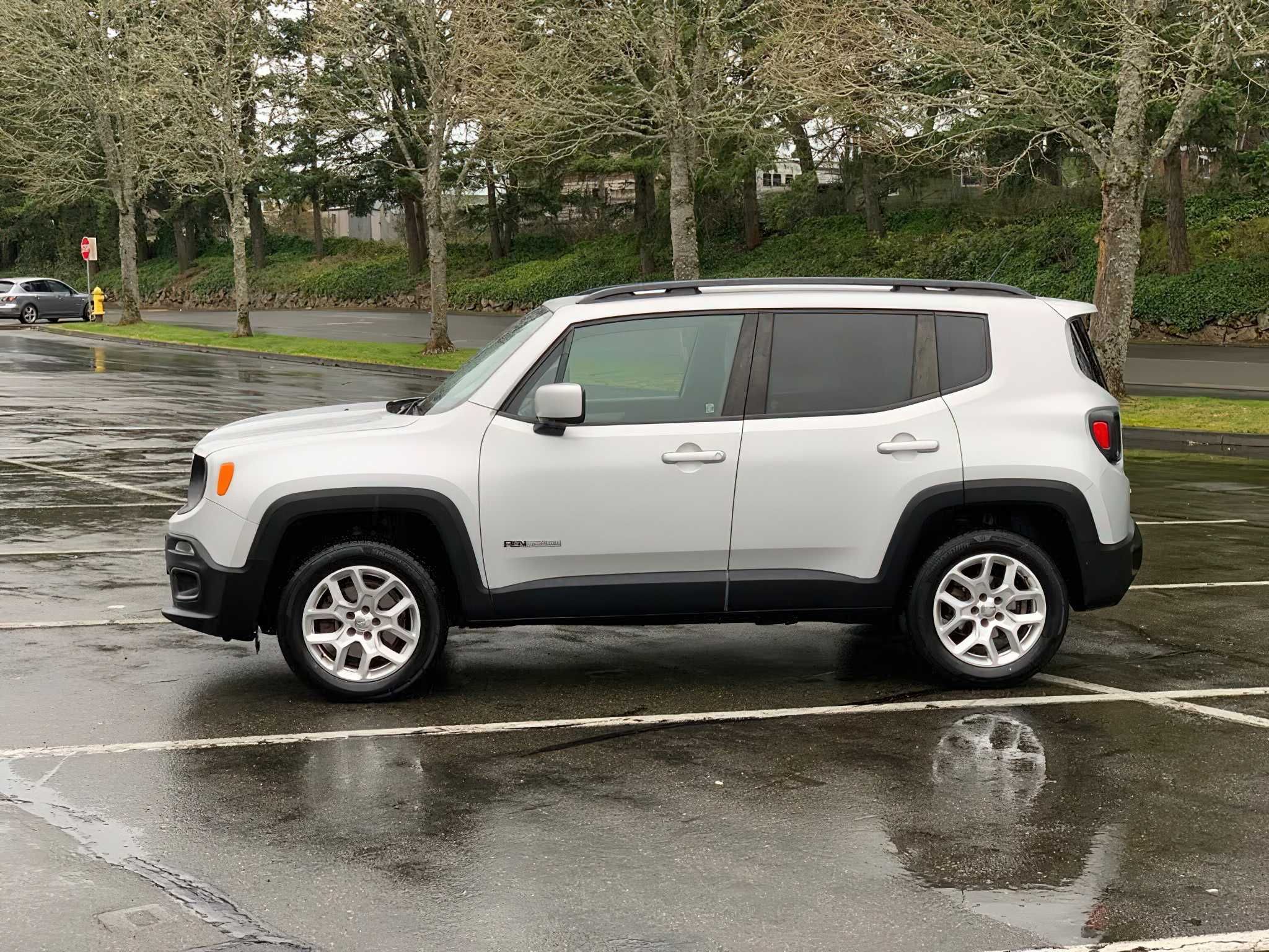 Jeep Renegade  Latitude 2015