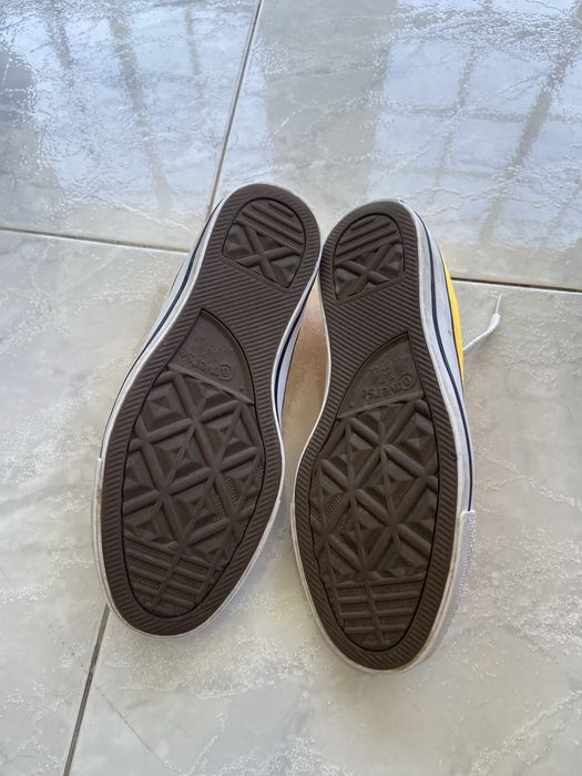 Ténis All Star amarelos