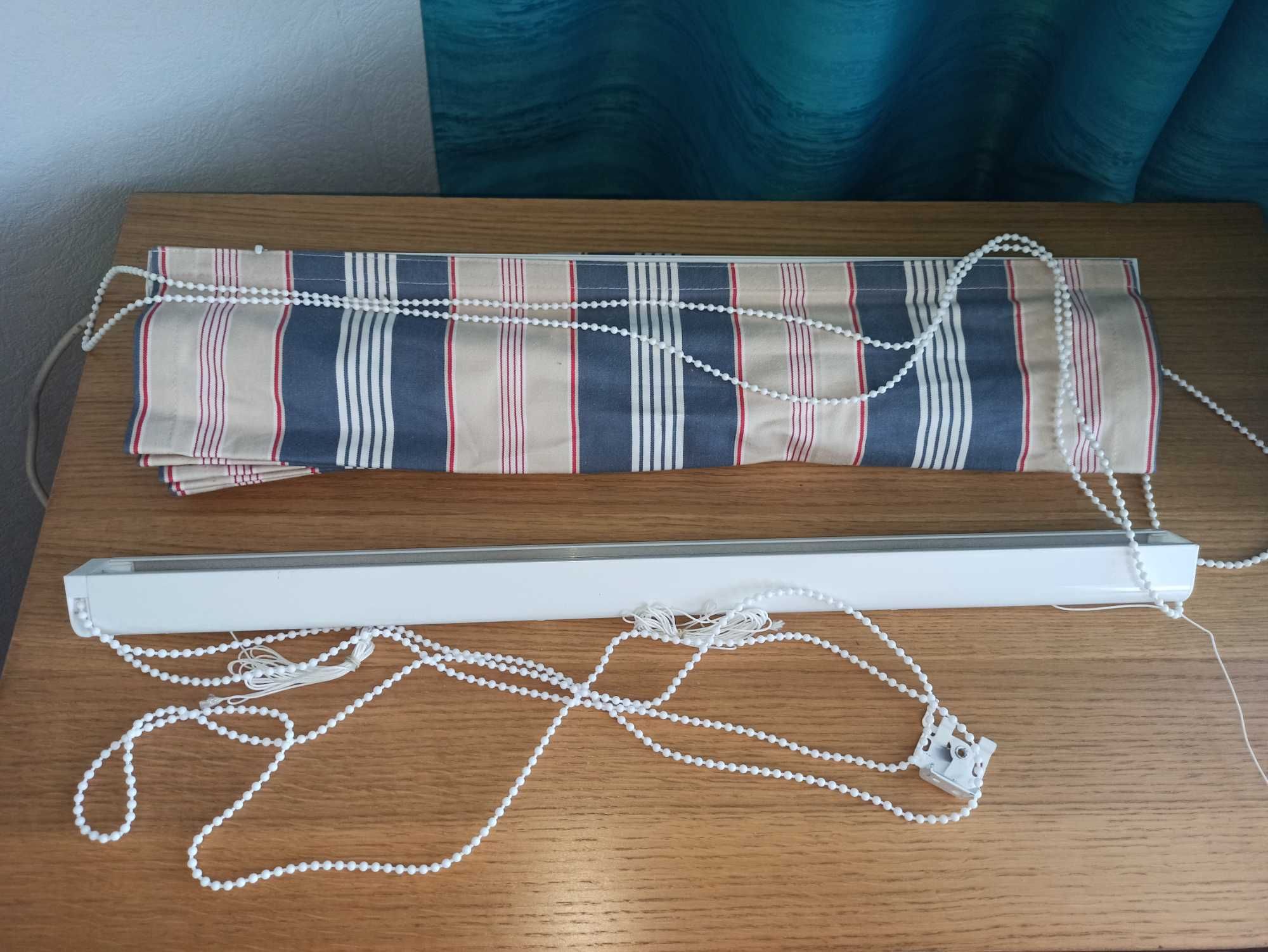Roleta rzymska uszyta (szer. 60 cm) + mechanizm. Nowe.