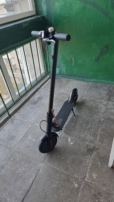 Продаю електросамокат у гарному технічному та зовнішньому стані.