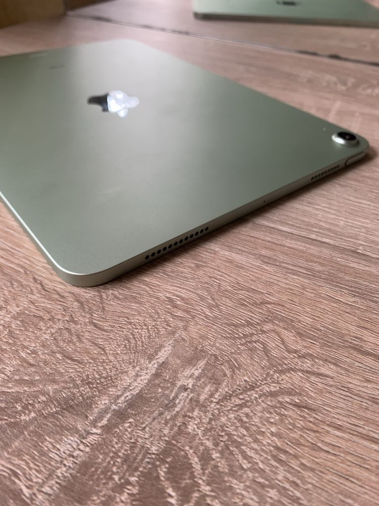 iPad Air 4 64gb 2020 Wi-Fi Green iCloud на запчасти