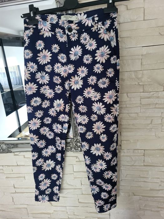 Spodnie damskie cygaretki