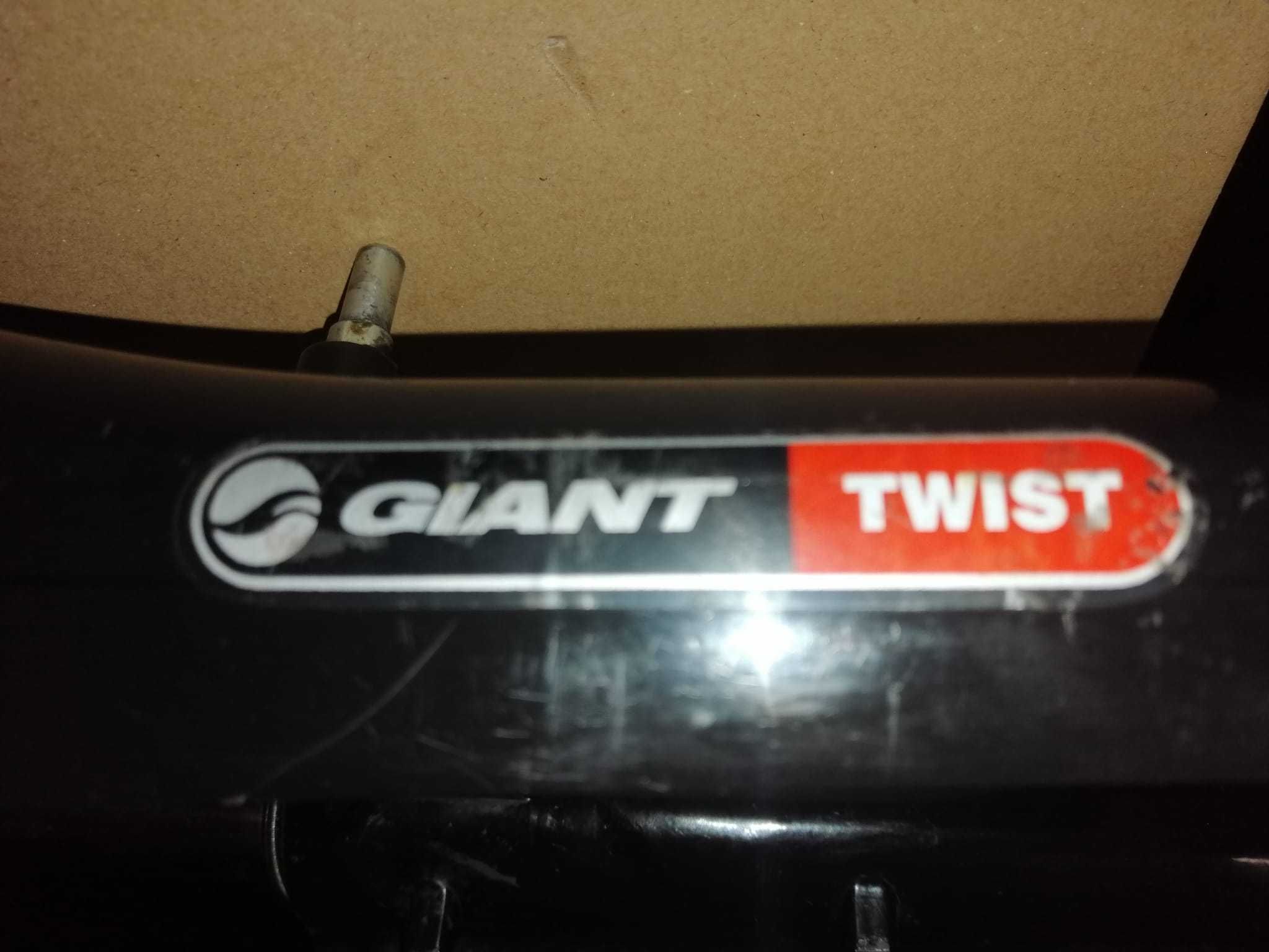 Amortyzator przedni do roweru elektrycznego Giant Twist 28"