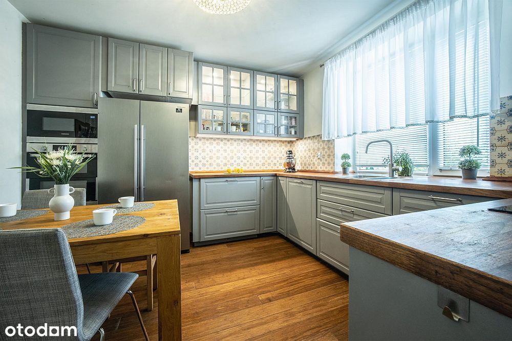 Dom w Starowej Górze- przestronny i funkcjonalny dla rodziny