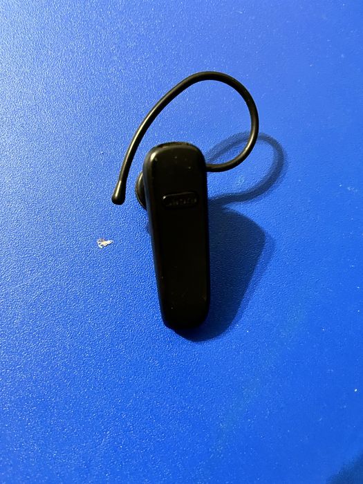 Блютуз гарнітура jabra в хорошому стані