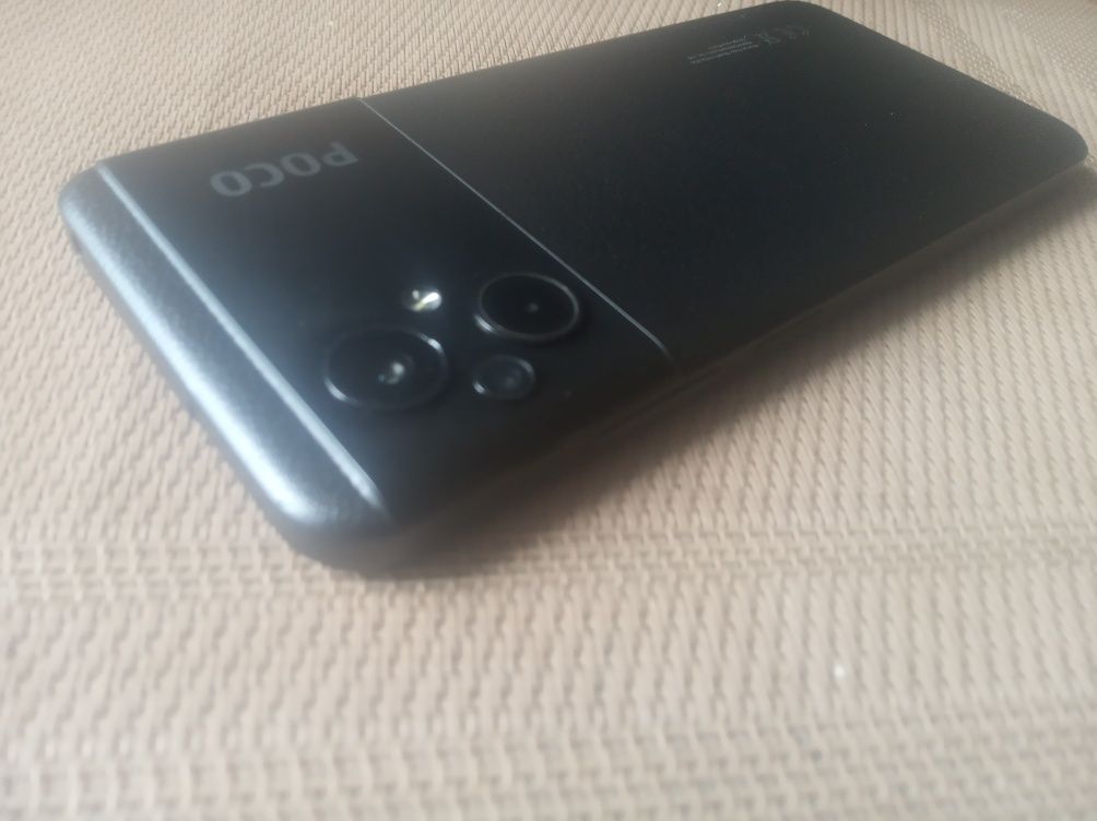 ТЕРМІНОВО! ІДЕАЛЬНИЙ СТАН!! Телефон Redmi 6 дешево
