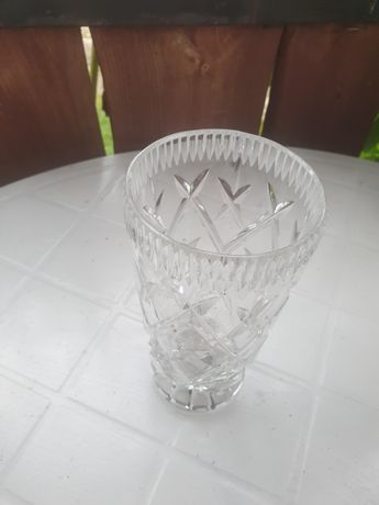 Sprzedam krysztalowy wazon szklo z PRL
