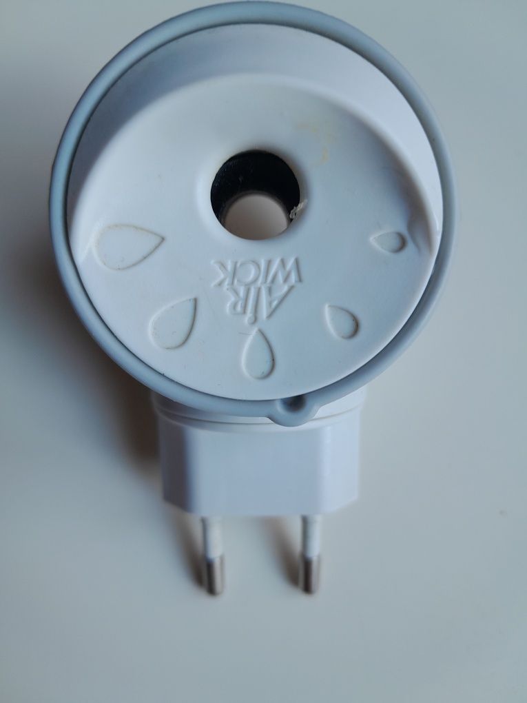 Sprzedam wtyczkę Air Wick