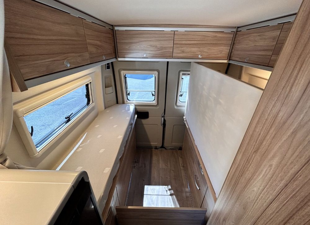 Wynajem CAMPERVAN Hymer GRAND Canyon fiat ducato namiot kampera 4os.