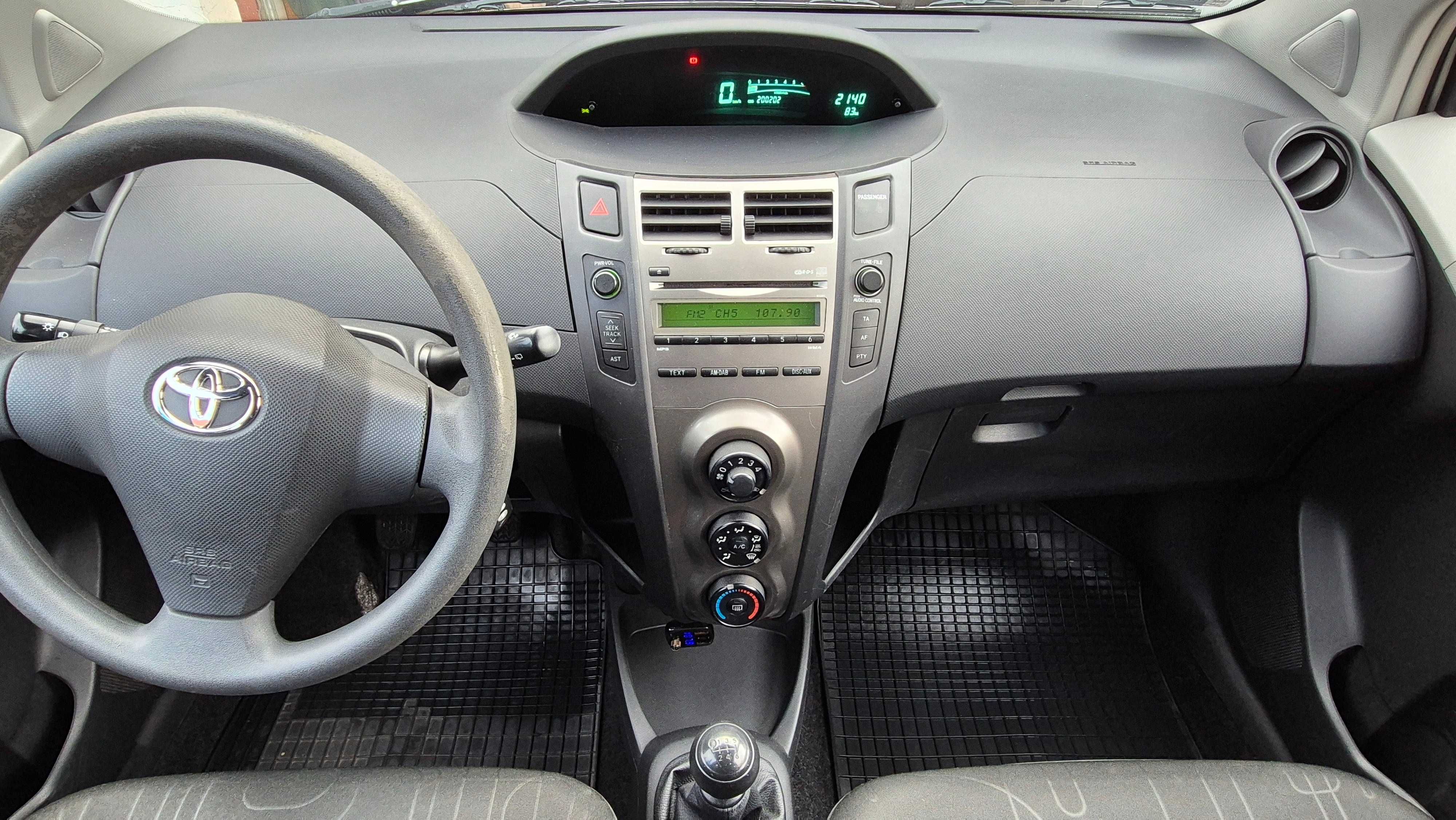 Toyota Yaris 2009 TOYOTA YARIS 1.33 Polska Zielona Góra