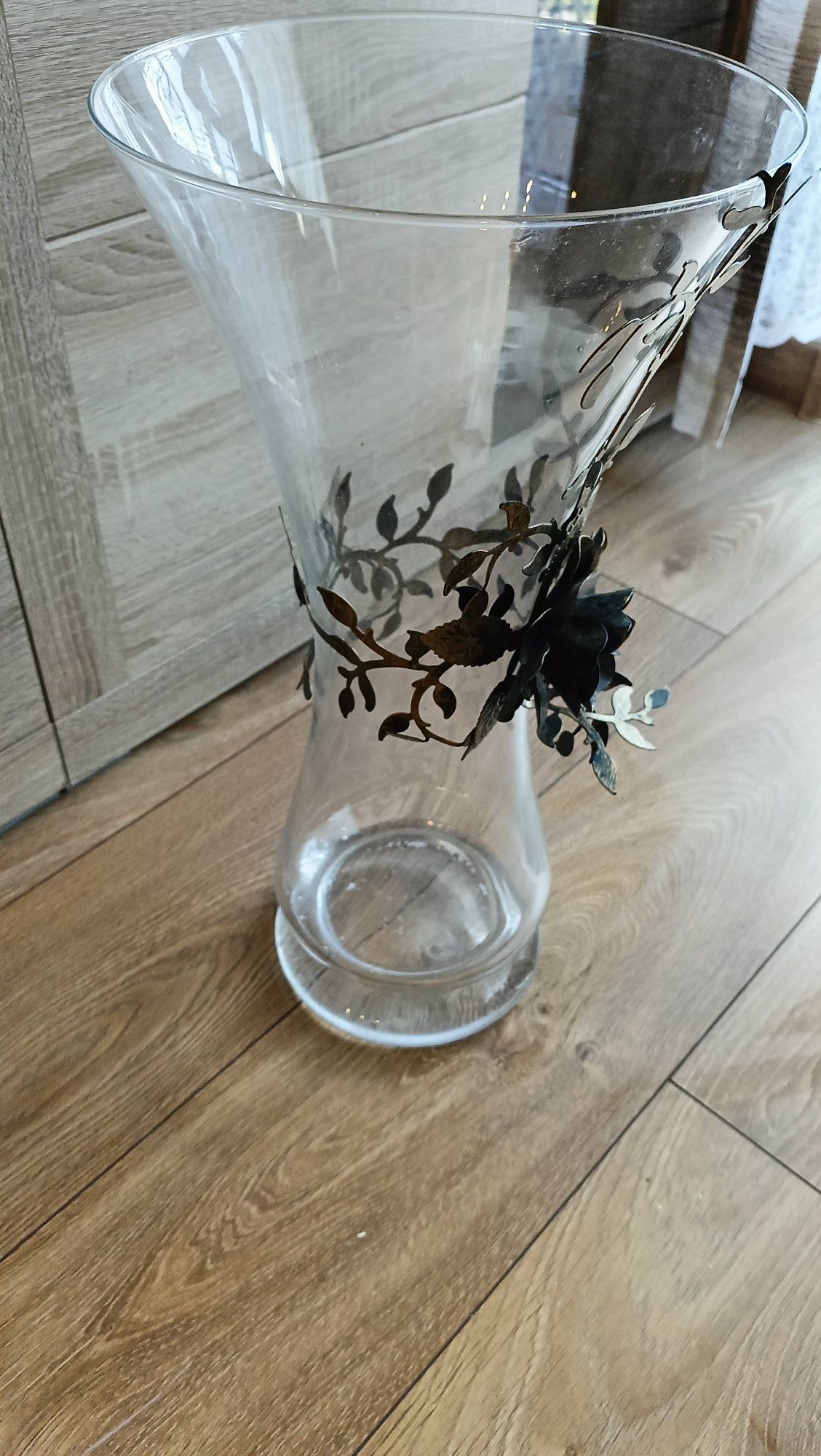 Elegancki wazon szklany z ozdobą – 50 cm