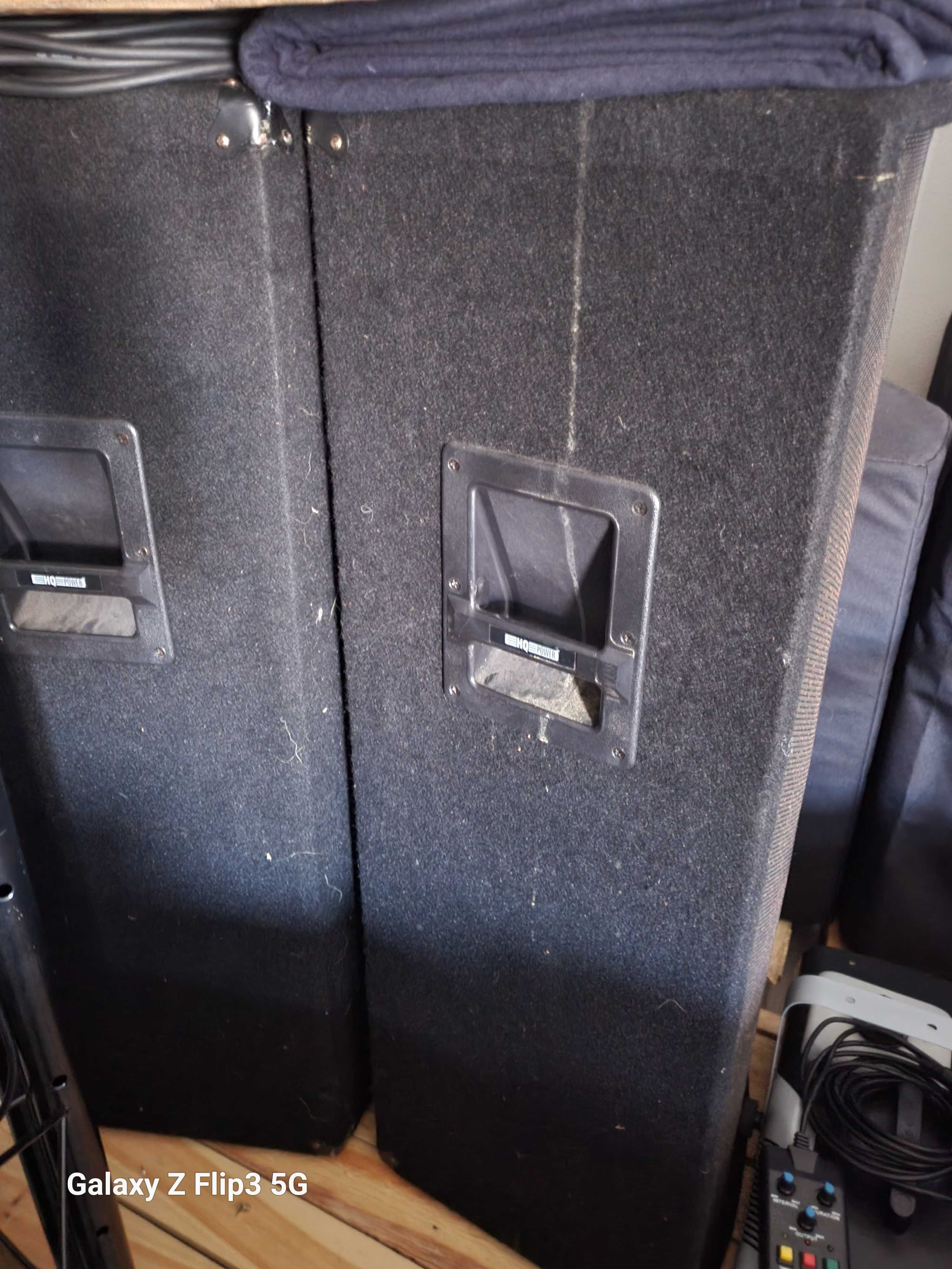 Baixa de preço - Duas Colunas de som não amplificadas 700W RMS cada.