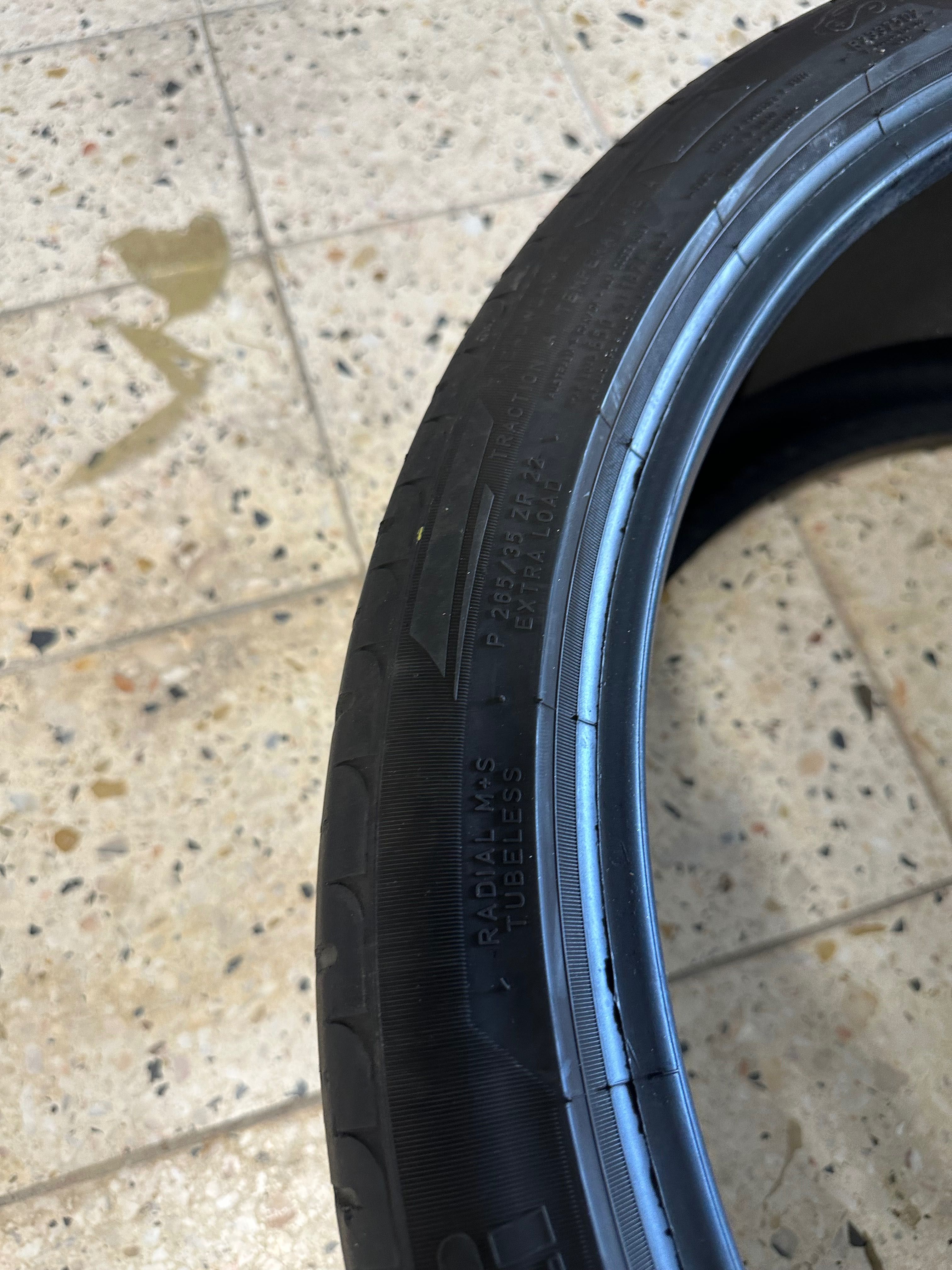 Pneu Pirelli Scorpion Zero 265/35ZR22 102W (EV T0) usado