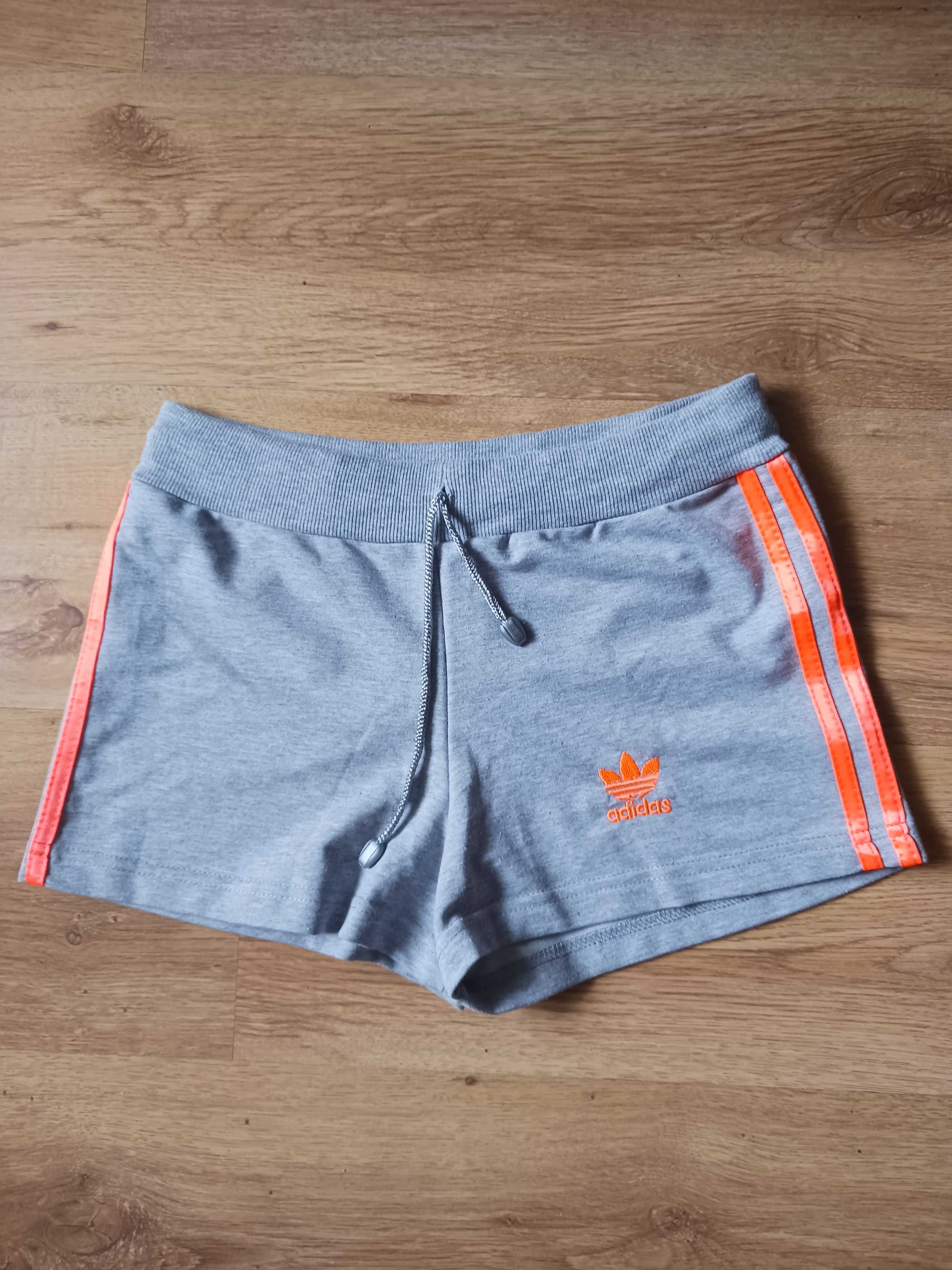 Spodenki Adidas rozmiar XL