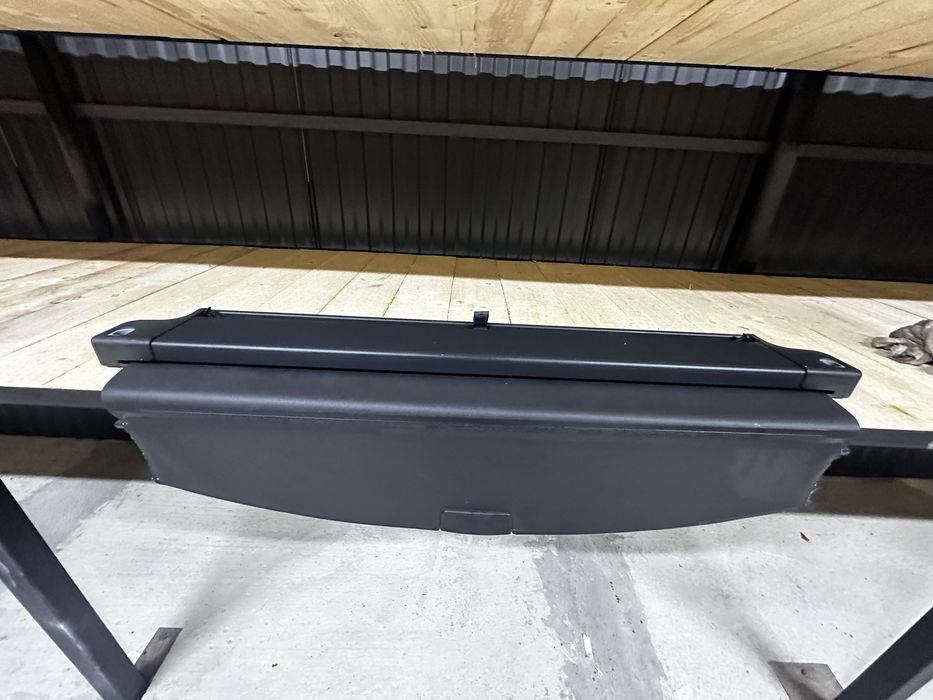 Шторка багажника полиця задня toyota avensis T25 авенсіс