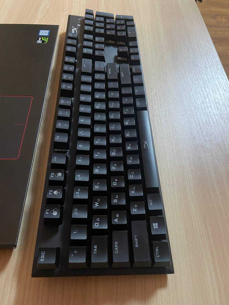 Топовая механическая клавиатура HyperX Alloy Fps RGB Kailh Silver
