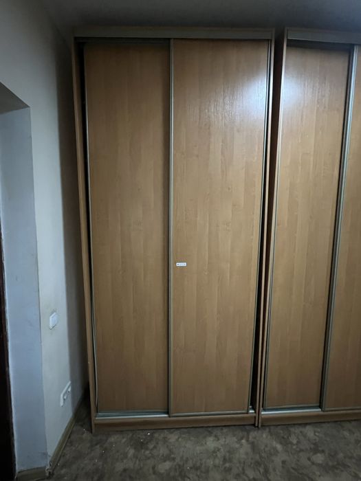Продам 3х шафа купе 1200*2500 кожна