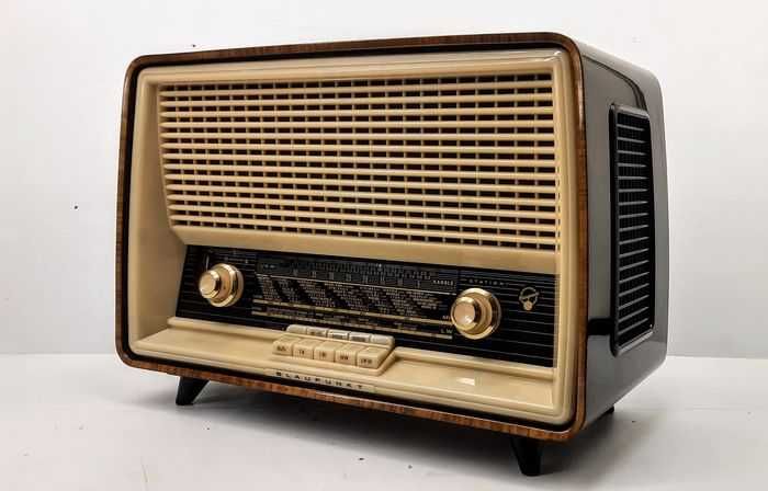 Rádio Blaupunkt a válvulas, de 1960