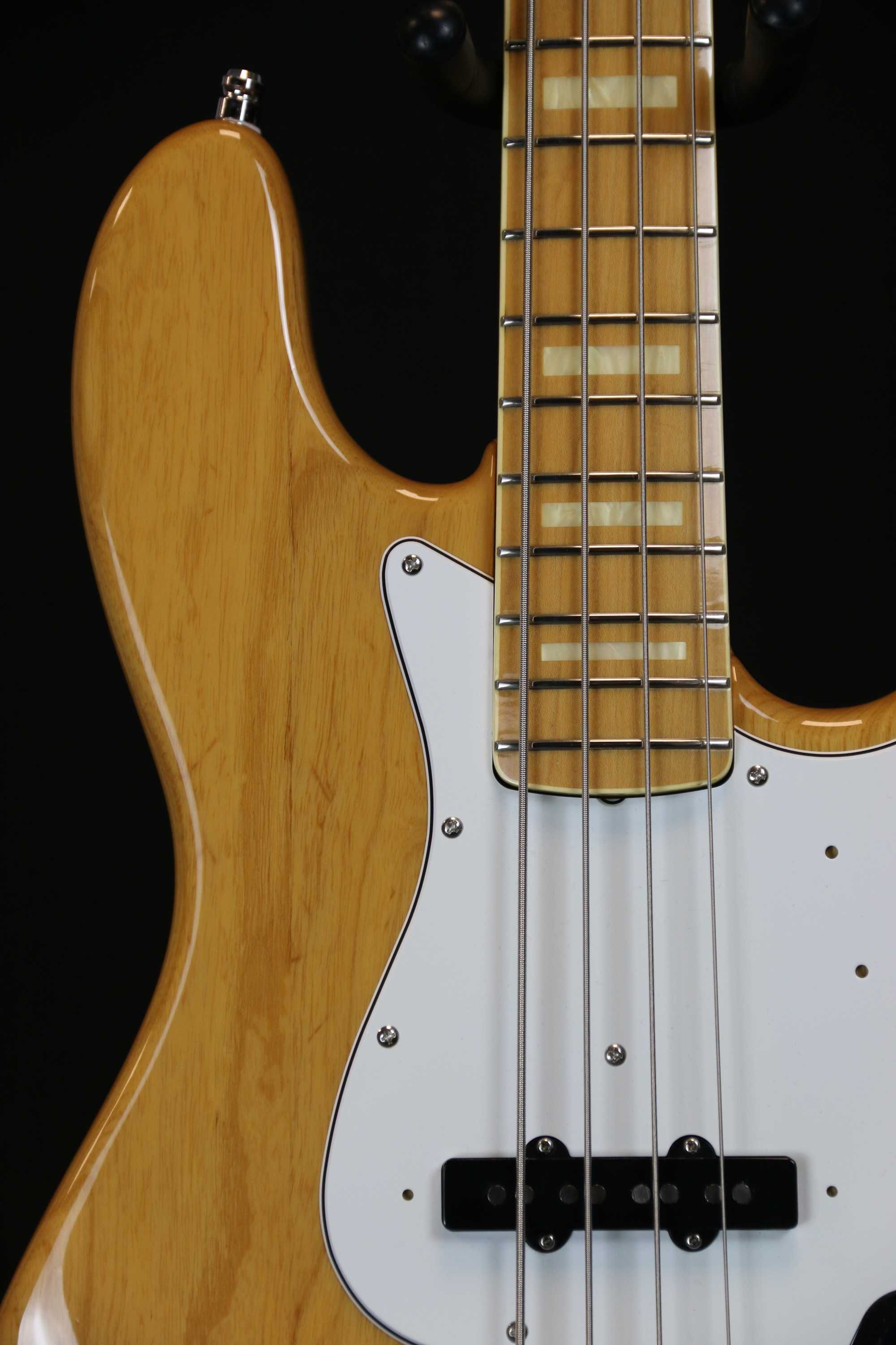 Fender Jazz Bass JB-75 NAT FujiGen Japan