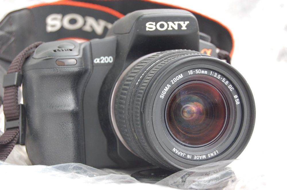 Зеркальный фотоаппарат Sony A200