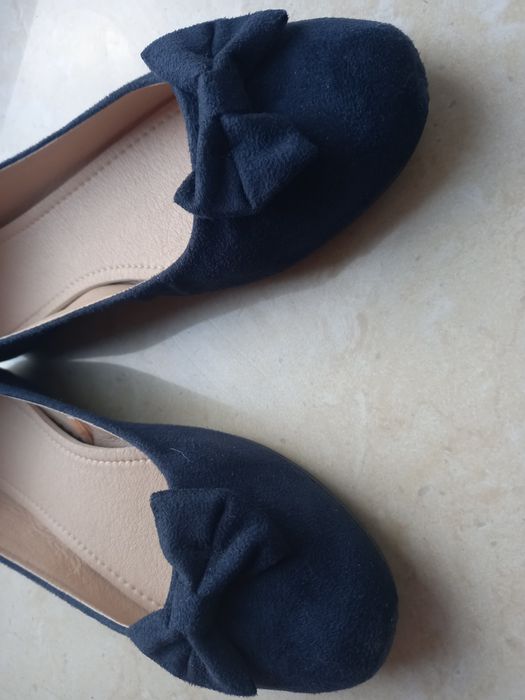 Czółenka baleriny młodzieżowe granatowe zamszowe 39 40